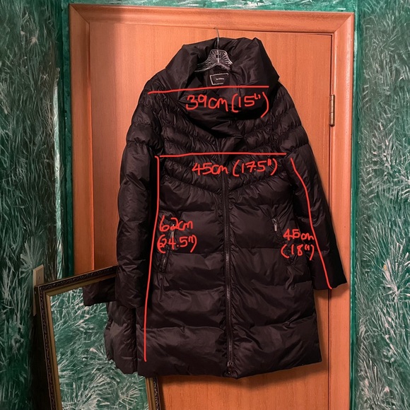 Le Chateau Black Down Coat - Picture 2 of 6